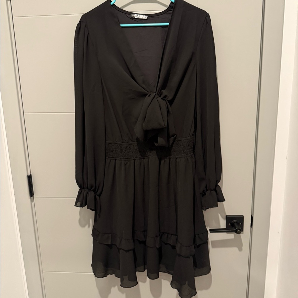 NWOT Women’s Short A-Line Flare Dress Knot Front Long Sleeve